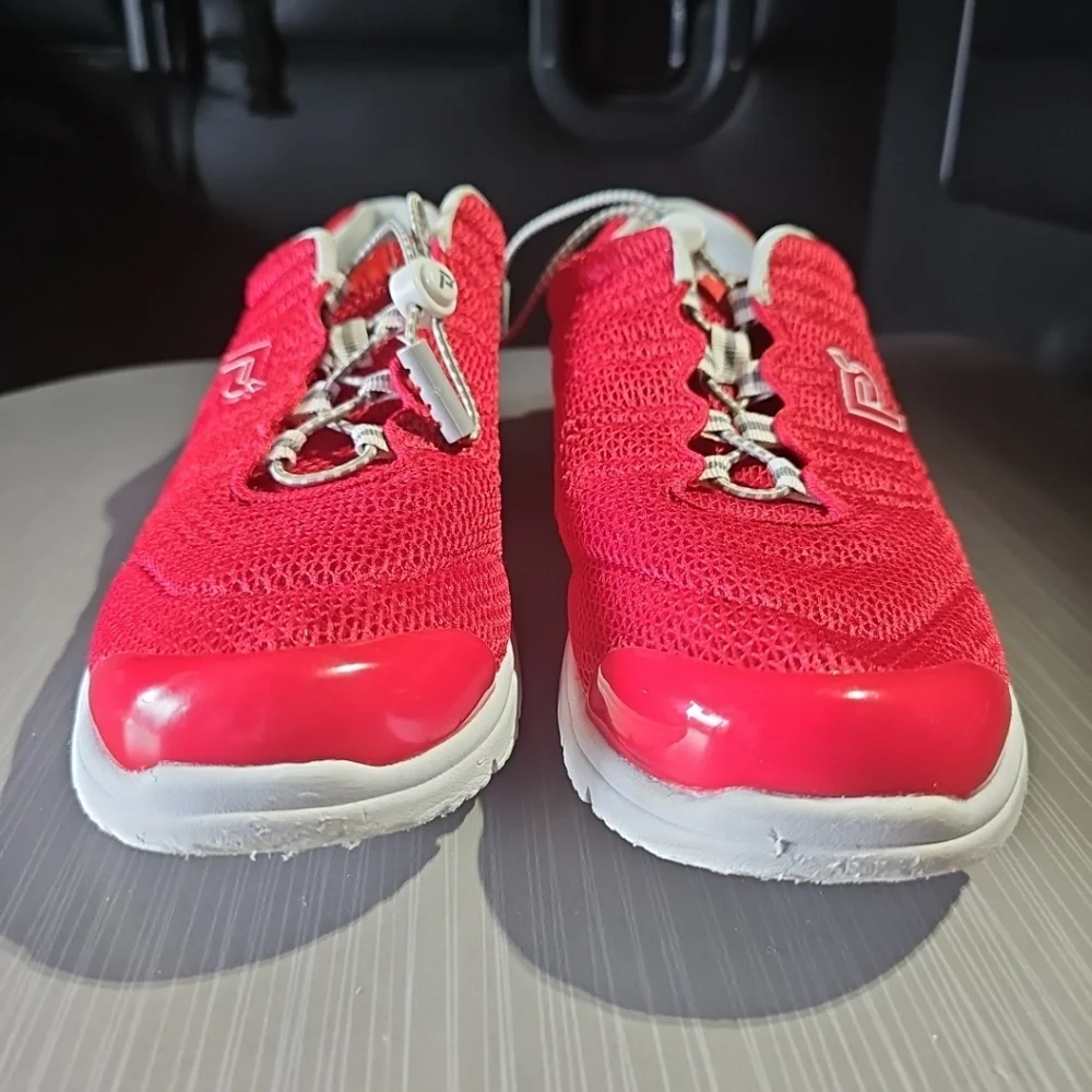Propet Travel Walker II Women’s 11N(AA) Mesh Comfort Sneakers Red W3239 PreOwned